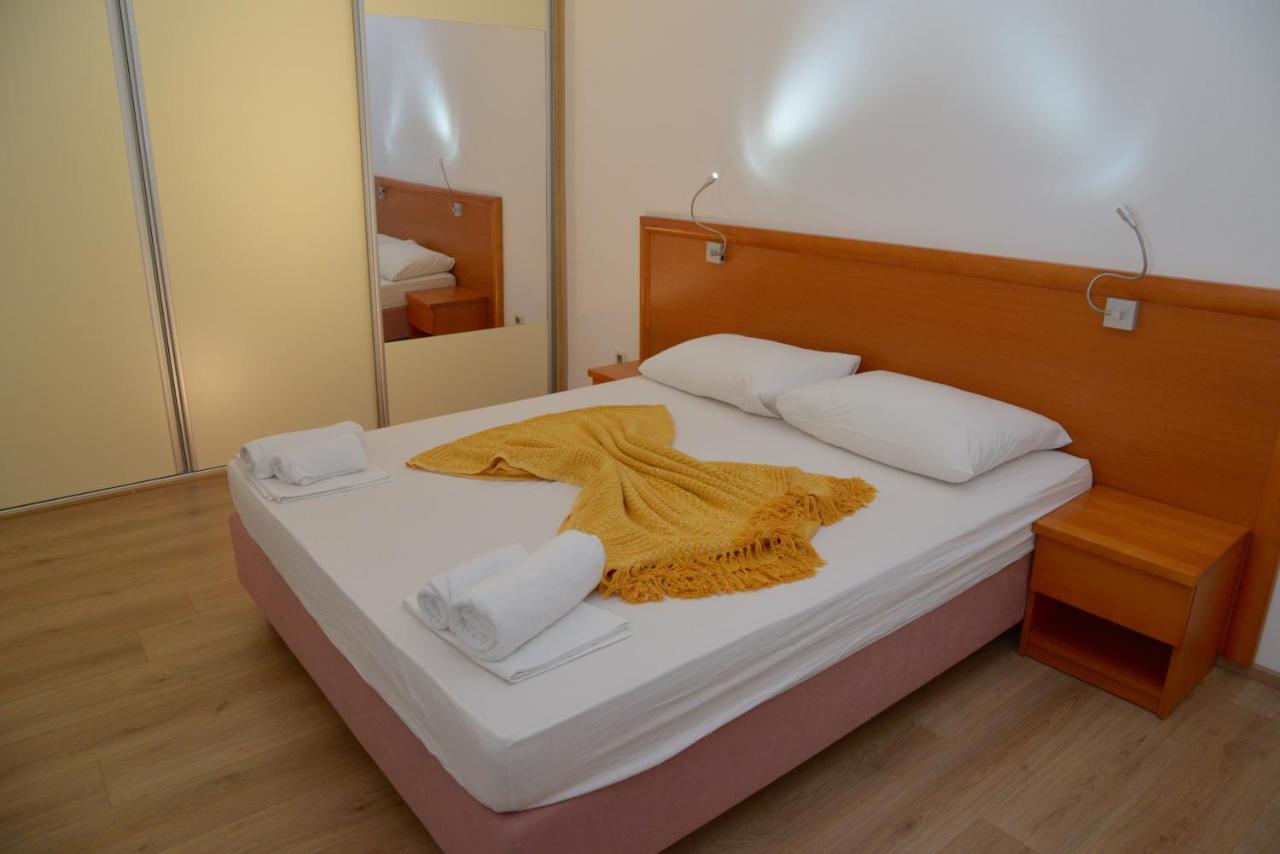 Premium Oaza Apartment Primosten Bagian luar foto